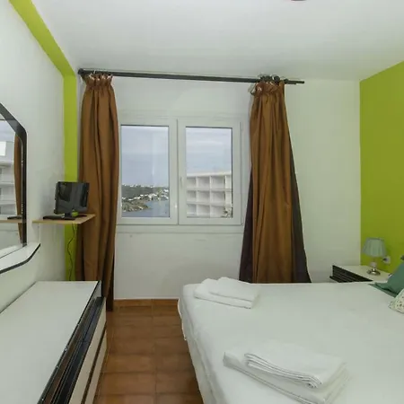 아파트 Cala Corb Low Cost 2 Bedroom, 5 Pax, Balcony With See View! *