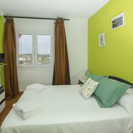 Cala Corb Low Cost 2 Bedroom, 5 Pax, Balcony With See View! Es Castell (Menorca)
